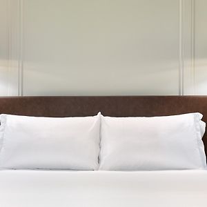 Chambre Budgétée Lit King-Size